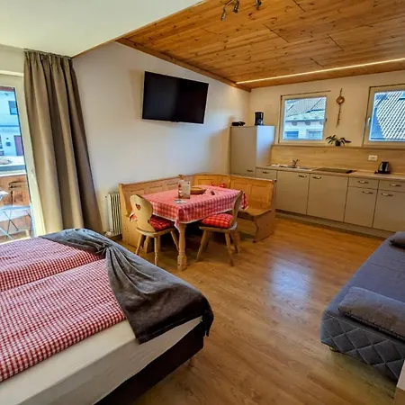 Appartements Tirol San Lorenzo di Sebato Exterior photo